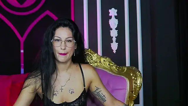 Areina online show from 06-25-26, 04:34