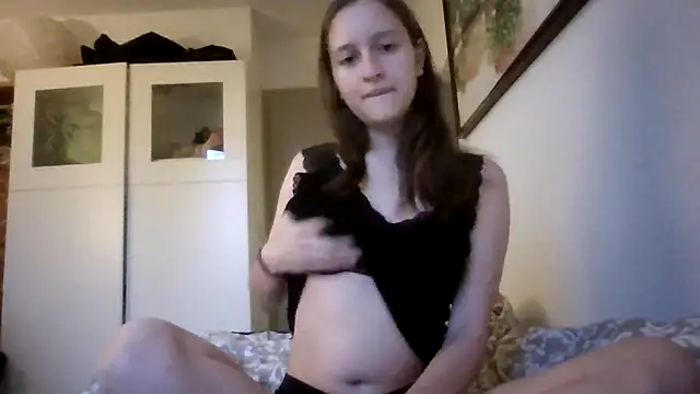 SoftieSophie online show from 05-28-26, 03:15