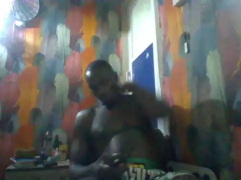 BlaqAarow online show from 07-18-26, 01:37