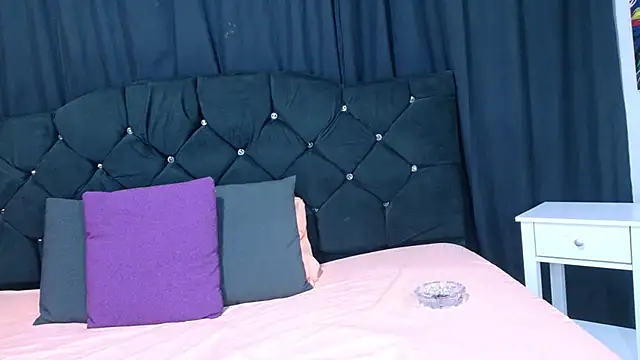 aura sterling online show from 07-11-26, 11:57