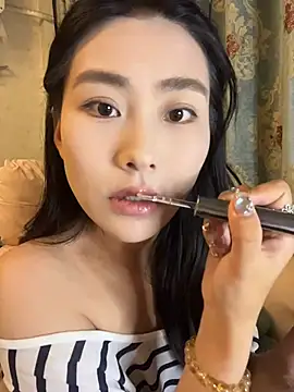 Snapshot of zhenzhen-888 chatting on 08-04-26, 03:14 zhenzhen-888 online show from 08-04-26, 03:14