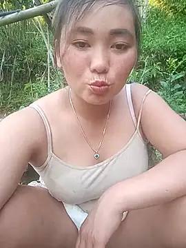 Snapshot of Chery_an chatting on 07-03-26, 11:27 Chery an online show from 07-03-26, 11:27