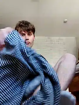 Snapshot of theocumboy chatting on 05-25-26, 12:33 theocumboy online show from 05-25-26, 12:33
