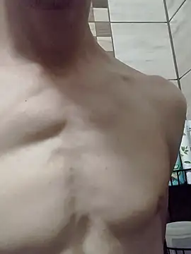 Snapshot of Nakedfanboy chatting on 05-29-26, 10:08 Nakedfanboy online show from 05-29-26, 10:08