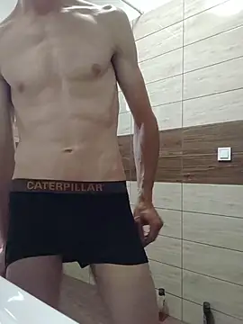 Snapshot of Nakedfanboy chatting on 06-22-26, 03:09 Nakedfanboy online show from 06-22-26, 03:09