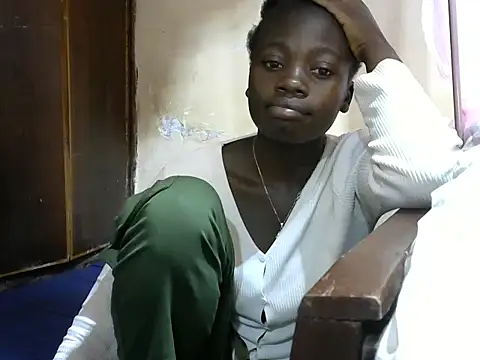 Snapshot of pretty_nala chatting on 05-26-26, 03:19 pretty nala online show from 05-26-26, 03:19