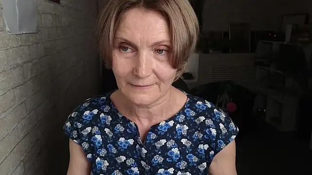 Snapshot of Mabel_Magic chatting on 06-05-26, 06:52 Mabel Magic online show from 06-05-26, 06:52