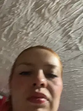 Snapshot of LuciiaMiller chatting on 08-04-26, 02:48 LuciiaMiller online show from 08-04-26, 02:48