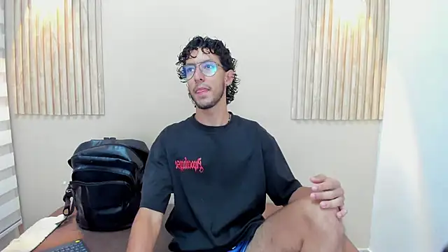 Snapshot of LEO_SANZ66 chatting on 05-30-26, 12:13 LEO SANZ66 online show from 05-30-26, 12:13