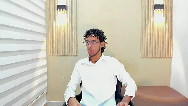 Snapshot of LEO_SANZ66 chatting on 06-04-26, 12:22 LEO SANZ66 online show from 06-04-26, 12:22