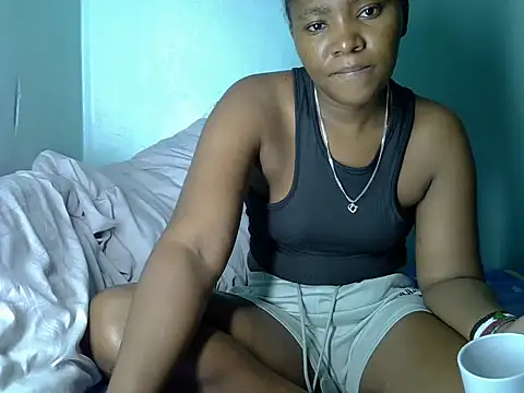 Snapshot of sassykisser chatting on 06-05-26, 05:18 sassykisser online show from 06-05-26, 05:18