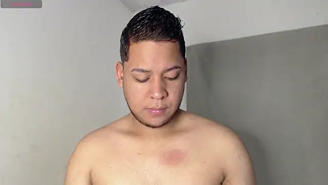 nicolas cr1 online show from 06-11-26, 02:59