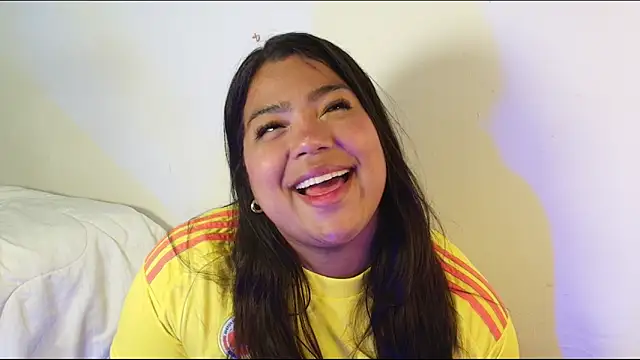 emily morgam online show from 06-18-26, 04:13