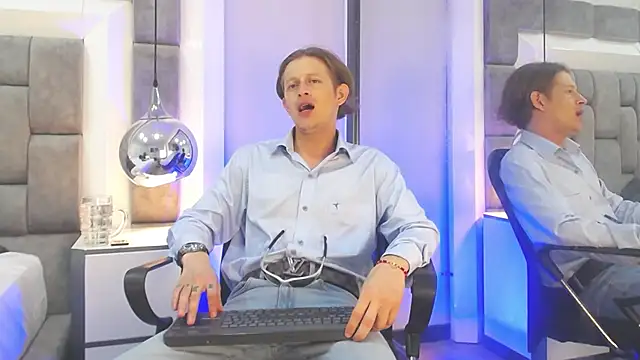 AnthonyStone  online show from 05-30-26, 07:00