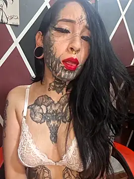 Snapshot of Venom-Luna chatting on 06-02-26, 04:31 Venom-Luna online show from 06-02-26, 04:31