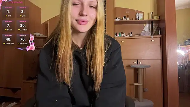 xXMelanieseXx online show from 06-20-26, 04:54