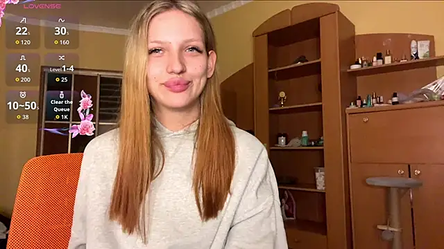 xXMelanieseXx online show from 06-22-26, 04:26