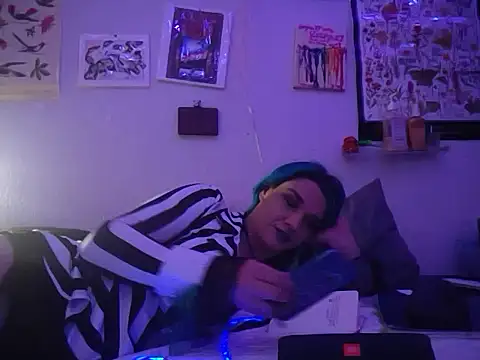 Neon Muse online show from 06-14-26, 10:06