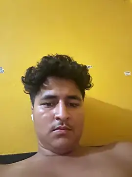 Snapshot of cannonWithMuscles chatting on 06-20-26, 01:25 cannonWithMuscles online show from 06-20-26, 01:25