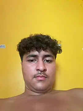 Snapshot of cannonWithMuscles chatting on 06-22-26, 05:59 cannonWithMuscles online show from 06-22-26, 05:59