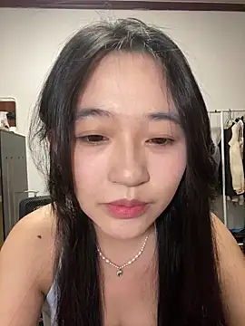Snapshot of summer-a chatting on 06-03-26, 05:07 summer-a online show from 06-03-26, 05:07