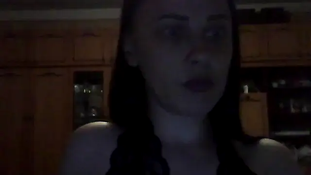 AsyjaLoew online show from 05-26-26, 05:20