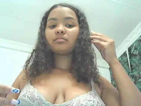 Snapshot of indianaphrodite1 chatting on 06-05-26, 05:14 indianaphrodite1 online show from 06-05-26, 05:14