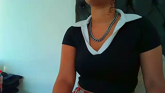 Snapshot of indianaphrodite1 chatting on 07-07-26, 05:32 indianaphrodite1 online show from 07-07-26, 05:32