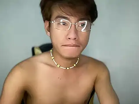 grumpyyy2003 online show from 06-19-26, 05:12