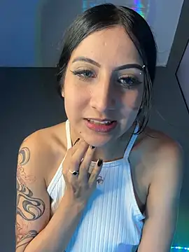 Naaria  online show from 06-19-26, 02:27