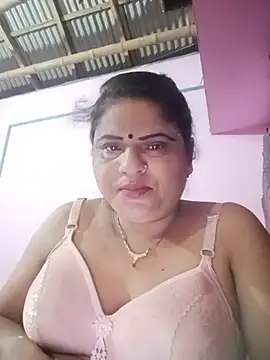 Snapshot of Maya_Vabi chatting on 07-12-26, 02:52 Maya Vabi online show from 07-12-26, 02:52