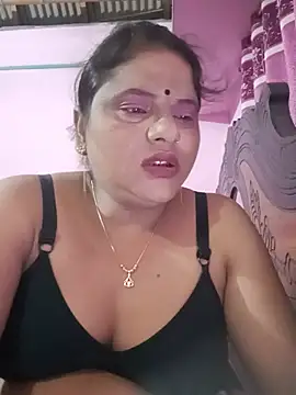 Snapshot of Maya_Vabi chatting on 07-25-26, 02:14 Maya Vabi online show from 07-25-26, 02:14