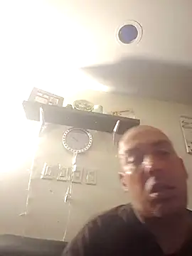 Snapshot of mikey2840 chatting on 06-27-26, 12:55 mikey2840 online show from 06-27-26, 12:55
