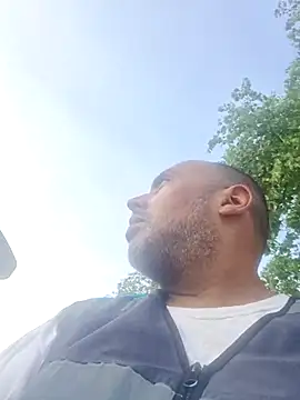 Snapshot of mikey2840 chatting on 07-14-26, 11:54 mikey2840 online show from 07-14-26, 11:54