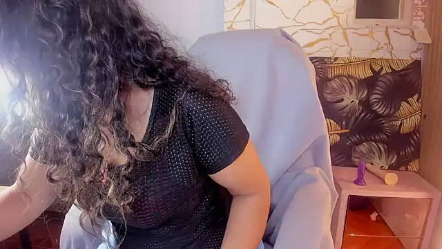 Danna Sg online show from 07-31-26, 04:56