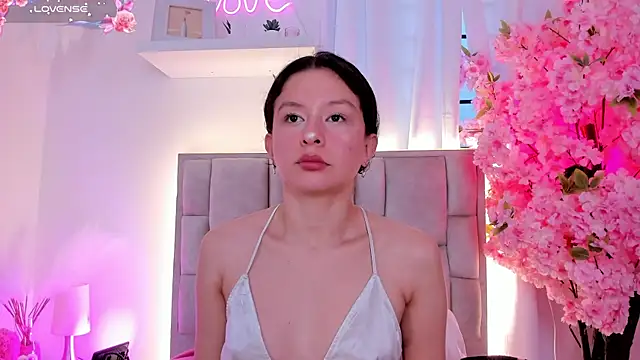 Snapshot of Dana_grey_ chatting on 06-10-26, 11:53 Dana grey online show from 06-10-26, 11:53