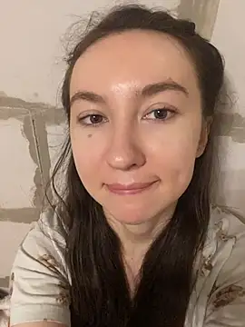 Snapshot of Maryana_Ro chatting on 06-17-26, 08:54 Maryana Ro online show from 06-17-26, 08:54