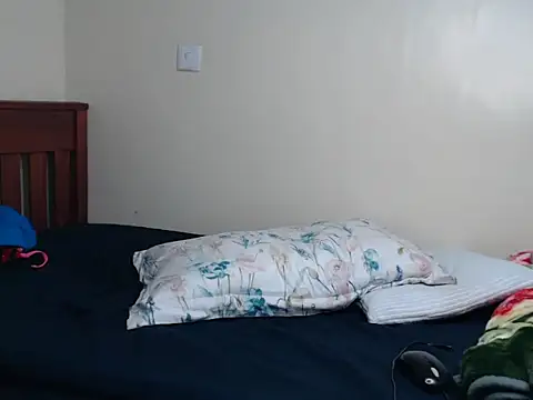 lusher 00 online show from 06-13-26, 06:17