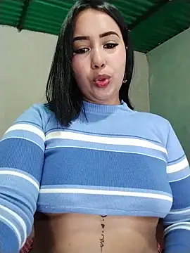 Snapshot of shantall_cute chatting on 05-30-26, 08:33 shantall cute online show from 05-30-26, 08:33