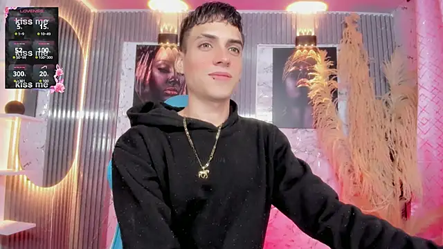 latino boyy  online show from 06-04-26, 09:26