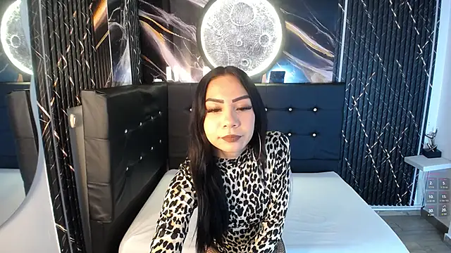 Snapshot of LilySweet__ chatting on 06-05-26, 08:25 LilySweet online show from 06-05-26, 08:25