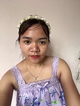 Snapshot of Ari_baby9 chatting on 05-29-26, 06:11 Ari baby9 online show from 05-29-26, 06:11