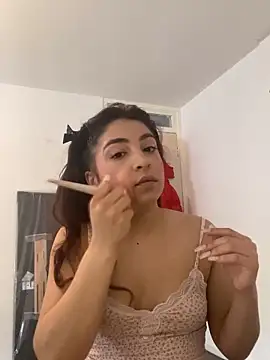 naomiiii55 online show from 06-02-26, 01:02