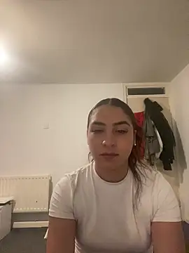 naomiiii55 online show from 06-10-26, 11:57
