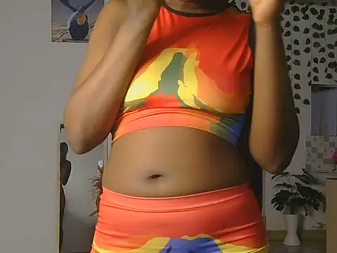 Skyy Brown online show from 06-25-26, 10:58