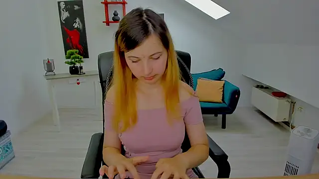 CamelliaStone online show from 07-07-26, 07:56
