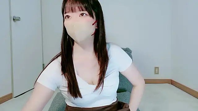 Hikari  o00 online show from 06-06-26, 01:54