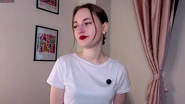 LeishaChamblee online show from 06-12-26, 01:26