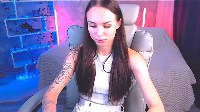 NicoleMerz online show from 07-25-26, 04:15