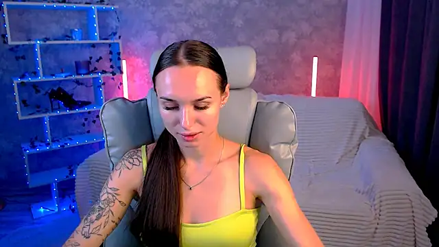 NicoleMerz online show from 07-28-26, 07:39